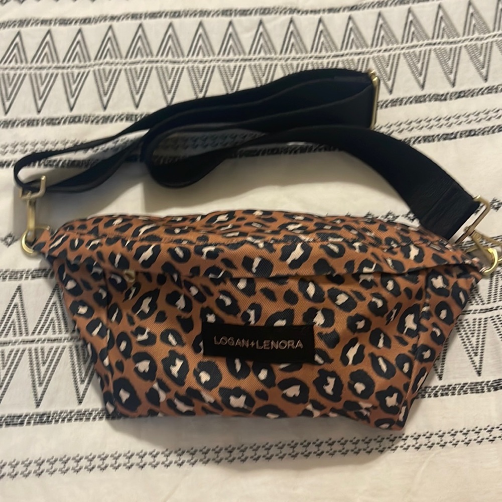 Logan & Lenora Fanny Pack/ Crossbody Bag-Cheetah